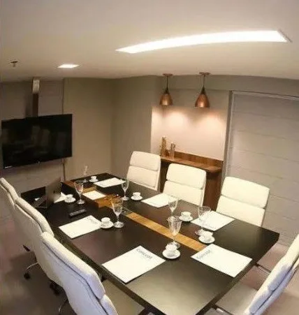 Sala de reunião do escritório da FASSEG