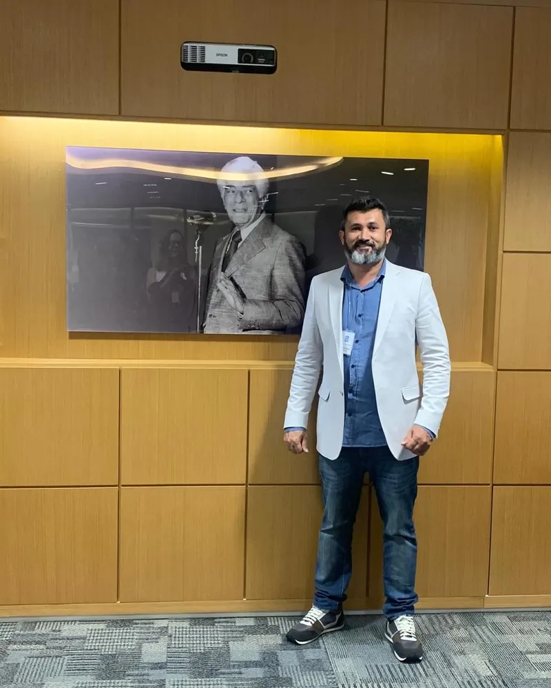 Francisco Neto, corretor responsável